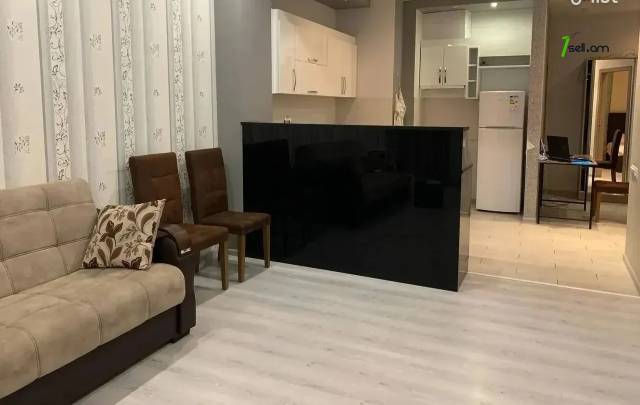 3 սենյականոց բնակարան նորակառույց շենքում, Ծիծեռնակաբերդի խճուղի, 83 ք.մ., 14/25 հարկ