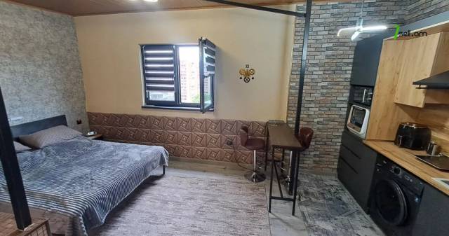 1 սենյականոց բնակարան Եզնիկ Կողբացու փողոցում, 45 քմ, կապիտալ վերանորոգված