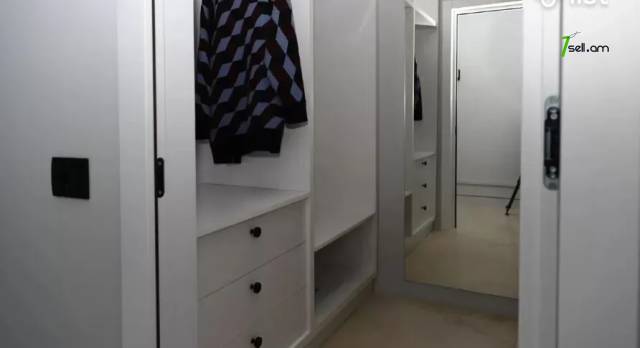 Երկու հարկանի թաունհաուզ Անաստաս Միկոյանի փողոցում Դավիթաշենում, 235 ք.մ., 3+ սանհանգույց