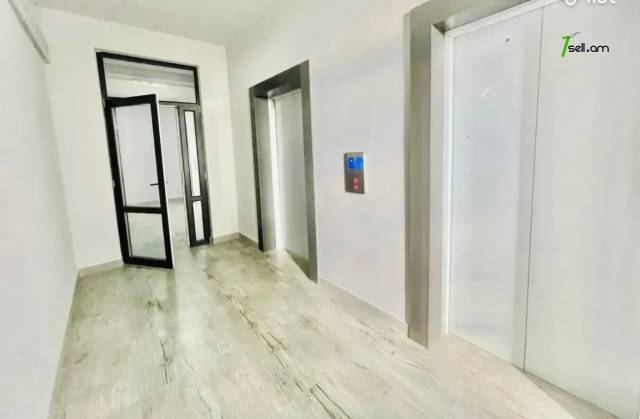 4 սենյականոց բնակարան նորակառույց շենքում Պարույր Սևակի փողոցում, 125 ք.մ., 9/16 հարկ