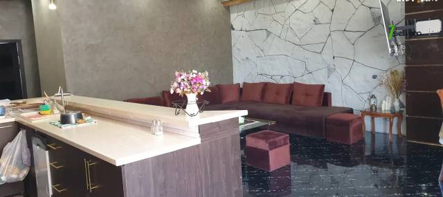 3 սենյականոց բնակարան Վաղարշ Վաղարշյան փողոցում, 86 ք.մ., 2 սանհանգույց, բարձր առաստաղներ