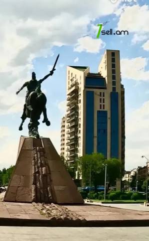 Ընդարձակ 4 սենյականոց բնակարան նորակառույց շենքում Վարդանանց փողոցում, 206 քմ, 20/23 հարկ