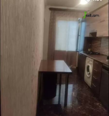 3 սենյականոց բնակարան, Դավթաշենի 2-րդ զանգված, 78 ք.մ., նախավերջին հարկ