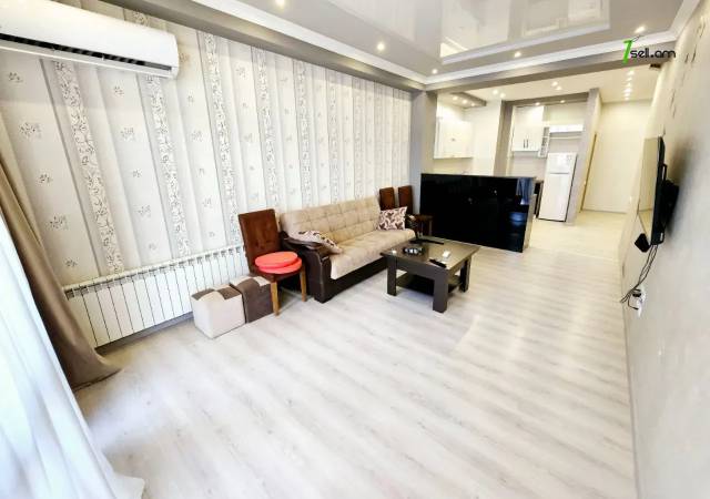 3 սենյականոց բնակարան նորակառույց շենքում, Ծիծեռնակաբերդի խճուղի, 85 ք.մ., բարձր առաստաղներ