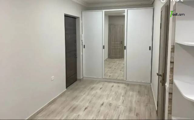 3 սենյականոց բնակարան նորակառույց շենքում Անաստաս Միկոյանի փողոցում, 71 ք.մ., բարձր առաստաղներ