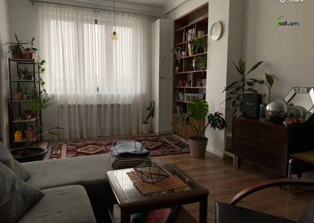 2 սենյականոց բնակարան նորակառույց շենքում Գրիբոյեդովի փողոցում, 70 քմ, 13/16 հարկ, բարձր առաստաղներ