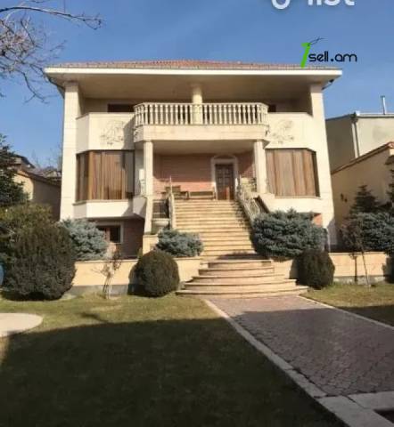 Երեք հարկանի քարե տուն Քեռու փողոցում Արաբկիրում, 377 ք.մ., 3+ սանհանգույց, կապիտալ վերանորոգված