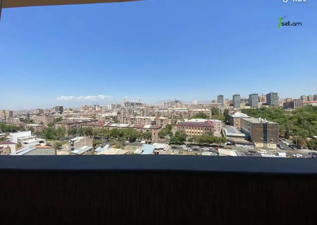 3 սենյականոց բնակարան նորակառույց շենքում Հայրիկ Մուրադյան փողոցում, 110 ք.մ., բարձր առաստաղներ