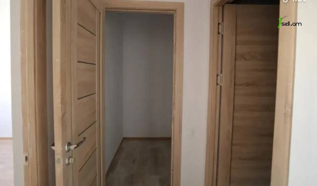 3 սենյականոց բնակարան նորակառույց շենքում Մոնթե Մելքոնյան փողոցում, 79 քմ, բարձր առաստաղներ