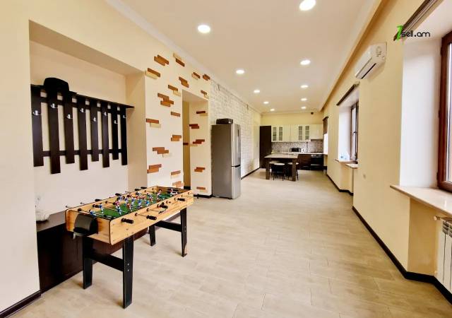 Երկու հարկանի քարե տուն, Նորք-Մարաշ վարչական շրջան Նորք Մարաշում, 1000 քմ, 3+ սանհանգույց