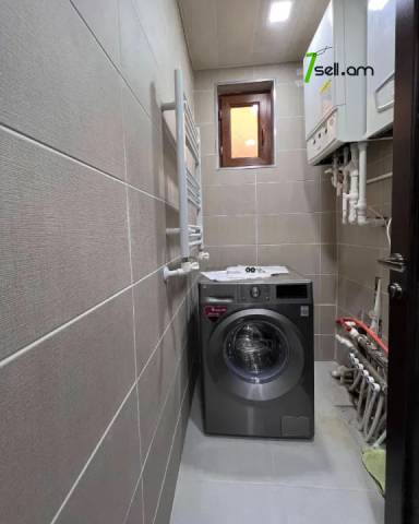 Մեկ հարկանի քարե տուն Ազատության պողոտայում Արաբկիրում, 370 ք.մ., 3+ սանհանգույց, եվրովերանորոգված