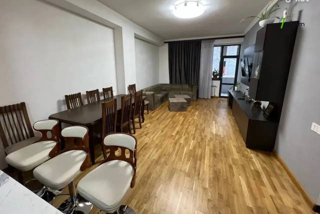 3 սենյականոց բնակարան նորակառույց շենքում Պարույր Սևակի փողոցում, 109 ք.մ., 2/15 հարկ, 2 սանհանգույց