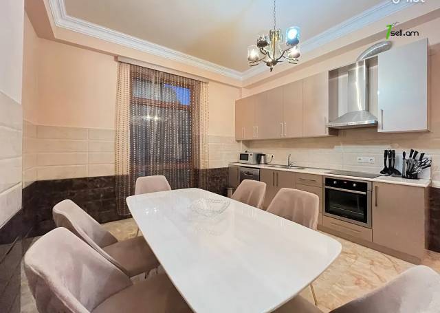 4 սենյականոց բնակարան նորակառույց շենքում Հյուսիսային պողոտայում, 160 ք.մ., 3+ սանհանգույց