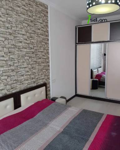 3 սենյականոց բնակարան Սայաթ-Նովայի պողոտայում, 70 ք.մ., 3/5 հարկ, եվրովերանորոգված, քարե շենք