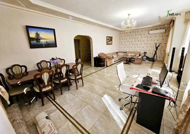 Երկու հարկանի տուն Մհեր Մկրտչյան փողոցում Ավանում, 1080 ք.մ., 3+ սանհանգույց, կապիտալ վերանորոգված