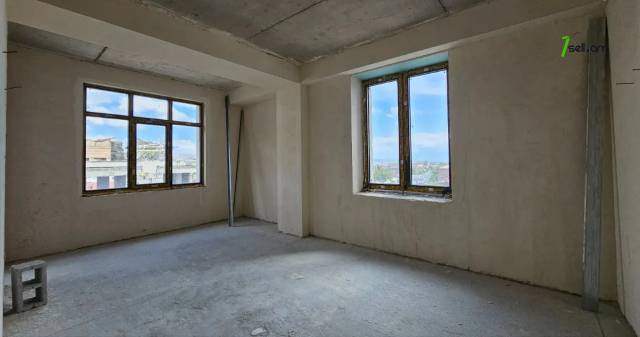 2 սենյականոց բնակարան նորակառույց շենքում, Բնակելի համալիր Բյուրեղ, 60 քմ, 6/18 հարկ