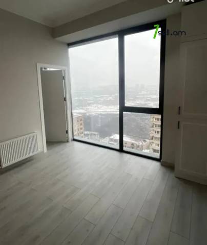 3 սենյականոց բնակարան նորակառույց շենքում Արամ Խաչատրյան փողոցում, 65 քմ, բարձր առաստաղներ