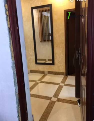 3 սենյականոց բնակարան Կարապետ Ուլնեցու փողոցում, 105 ք.մ., 2 սանհանգույց, բարձր առաստաղներ, 1/3 հարկ