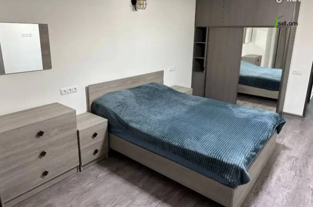 3 սենյականոց բնակարան նորակառույց շենքում Ադոնցի փողոցում, 97 ք.մ., 2/8 հարկ, 2 սանհանգույց