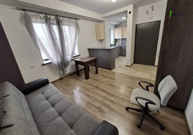 2 սենյականոց բնակարան նորակառույց շենքում Այվազովսկու փողոցում, 50 քմ, 2/4 հարկ, եվրովերանորոգված