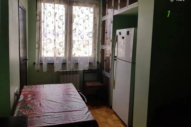 3 սենյականոց բնակարան Էրեբունու փողոցում, 93 քմ, 7/9 հարկ, կապիտալ վերանորոգված