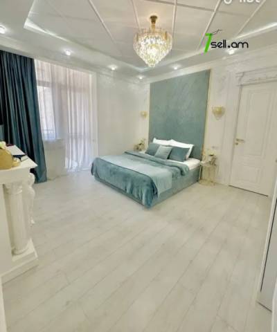 4 սենյականոց բնակարան նորակառույց շենքում Ռոստոմի փողոցում, 165 ք.մ., 3+ սանհանգույց