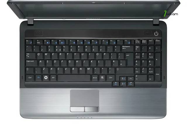 I3 Նոութբուք Samsung NP R540 15,6" дюйм RAM 3GB HDD 320GB notebook ноутбук
