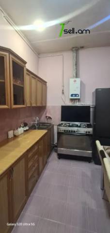 Մեկ հարկանի տուն, 8-րդ փողոց 3-րդ նրբանցք Արզնիում, 110 քմ, 2 սանհանգույց, կապիտալ վերանորոգված