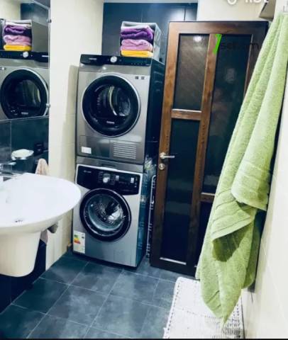 3 սենյականոց բնակարան, Դավթաշեն 1-ին թաղամաս, 90 ք.մ., նախավերջին հարկ, կապիտալ վերանորոգված