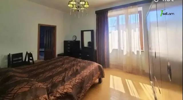 4 սենյականոց բնակարան նորակառույց շենքում Արգիշտի փողոցում, 150 ք.մ., 2 սանհանգույց
