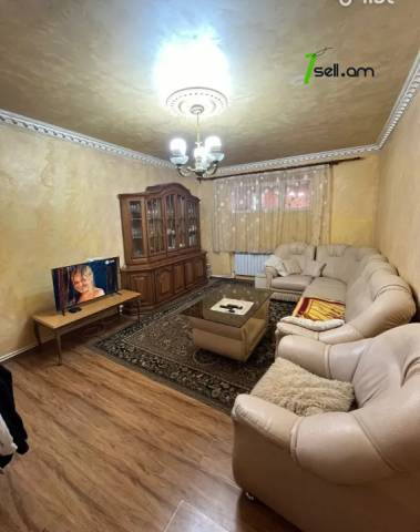 4 սենյականոց բնակարան, Ավան-Առինջ 2-րդ միկրոշրջան, 80 քմ, 3/9 հարկ, եվրովերանորոգված