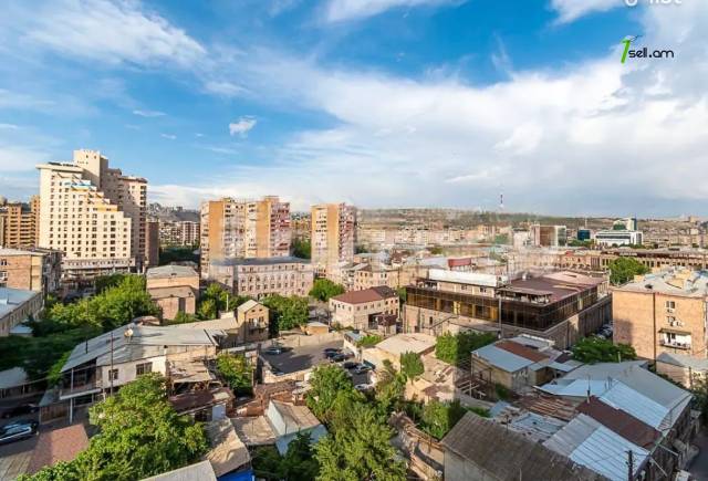 3 սենյականոց բնակարան նորակառույց շենքում Պարոնյանի փողոցում, 101 քմ, 8/11 հարկ, 2 սանհանգույց