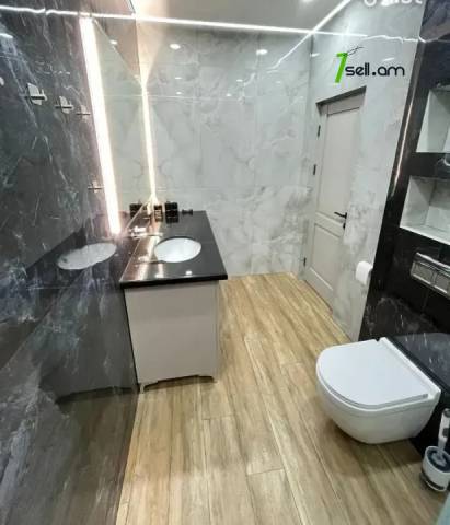 2 սենյականոց բնակարան նորակառույց շենքում, Karapet Ulnetsi street, 68 քմ, 6/16 հարկ