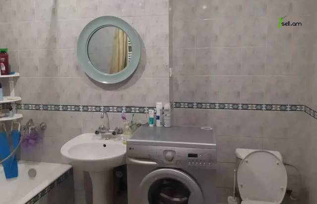 2 սենյականոց բնակարան Արամ Խաչատրյան փողոցում, 68 ք.մ., 5/9 հարկ