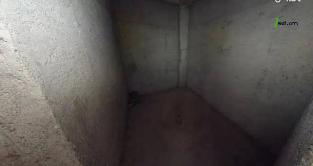 4 սենյականոց բնակարան նորակառույց շենքում Ադոնցի փողոցում, 124 ք.մ., 2 սանհանգույց, բարձր առաստաղներ