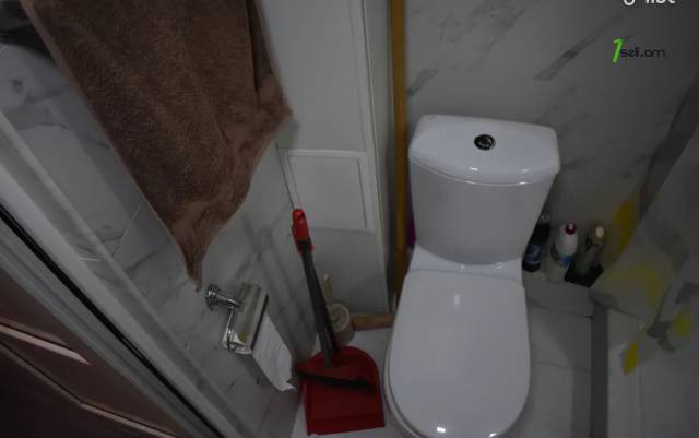 4 սենյականոց բնակարան Մոլդովական փողոցում, 65 քմ, մասնակի վերանորոգում, քարե շենք