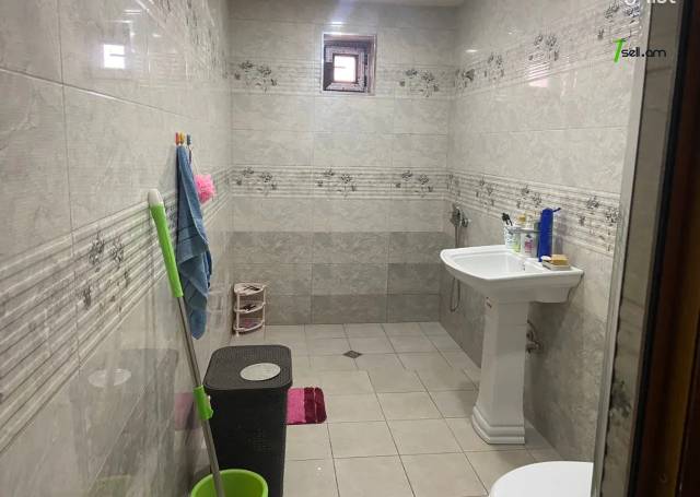 Երկու հարկանի քարե տուն Բագրևանդի փողոցում Ավանում, 150 քմ, 2 սանհանգույց, կոսմետիկ վերանորոգում