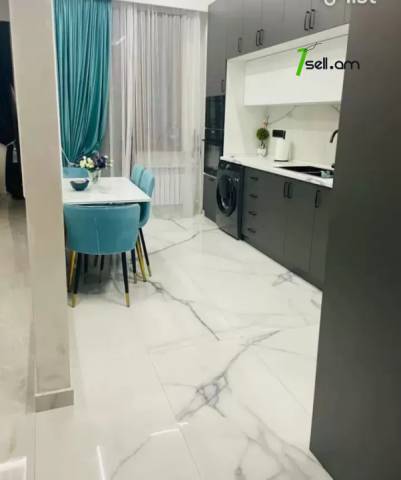 4 սենյականոց բնակարան նորակառույց շենքում Նիկողայոս Ադոնցի փողոցում, 123 քմ, 6/8 հարկ, 2 սանհանգույց