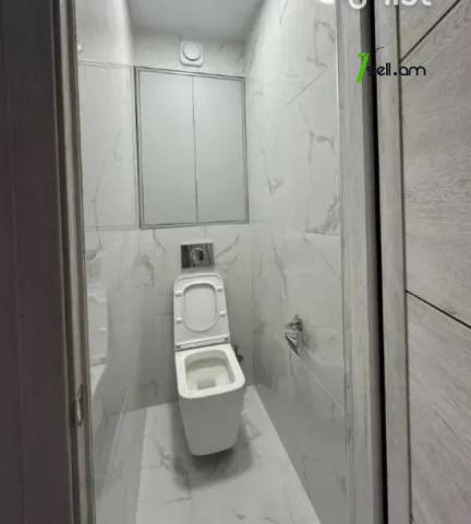 2 սենյականոց բնակարան, Մարգարյան փողոցի 2-րդ նրբանցք, 68 ք.մ., նախավերջին հարկ, բարձր առաստաղներ