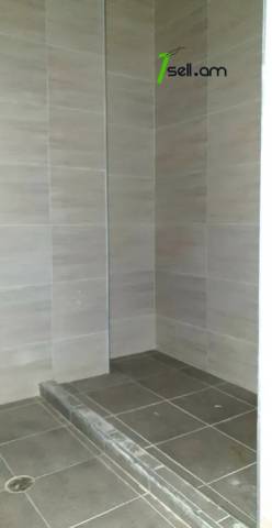 3 սենյականոց բնակարան նորակառույց շենքում Նիկողայոս Ադոնցի փողոցում, 92 ք.մ., բարձր առաստաղներ