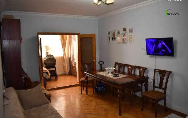 2 սենյականոց բնակարան Նելսոն Ստեփանյան փողոցում, 56 քմ, նախավերջին հարկ, կոսմետիկ վերանորոգում