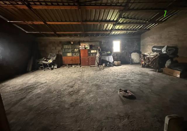 Երկու հարկանի քարե տուն Դավիթ Բեկի փողոցում Նոր Նորքում, 1400 ք.մ., կոսմետիկ վերանորոգում