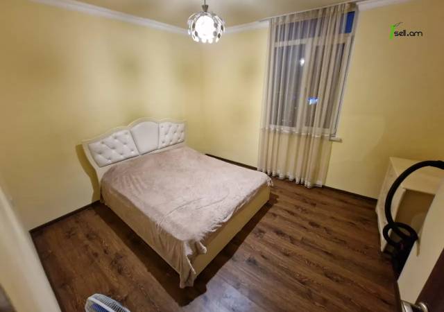 3 սենյականոց բնակարան Արաբկիր 51 փողոցում, 100 ք.մ., 12/15 հարկ, եվրովերանորոգված