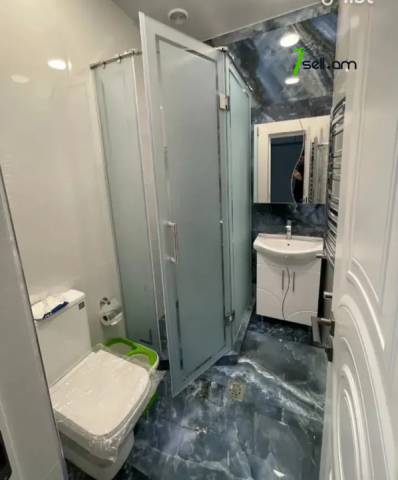 3 սենյականոց բնակարան նորակառույց շենքում Փավստոս Բուզանդի փողոցում, 101 ք.մ., 2 սանհանգույց