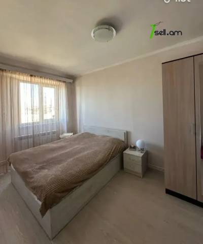 3 սենյականոց բնակարան Գուսան Շերամի փողոցում, 80 ք.մ., 7/9 հարկ, կապիտալ վերանորոգված