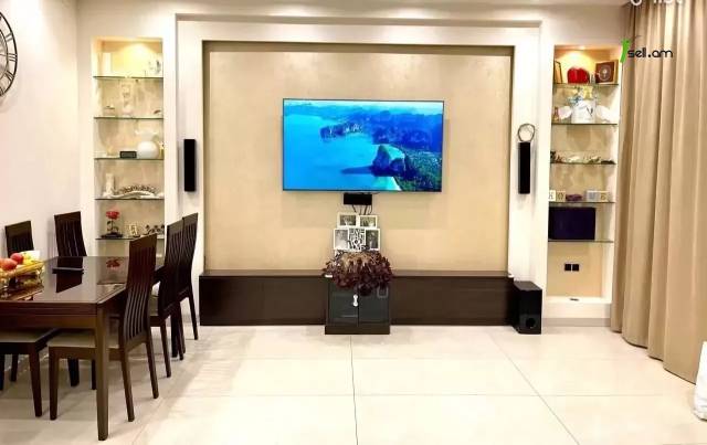 4 սենյականոց բնակարան նորակառույց շենքում Սասնա Ծռերի փողոցում, 110 ք.մ., 2 սանհանգույց