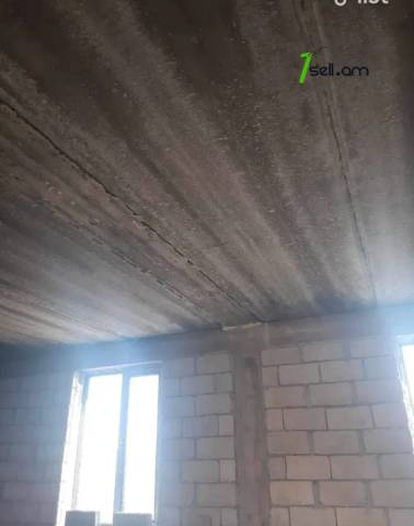 Երկու հարկանի քարե տուն, 1-ին փողոց 1-ին փակուղի Քանաքեռավանում, 140 ք.մ., 2 սանհանգույց