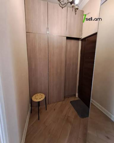 2 սենյականոց բնակարան Խորենացու փողոցում, 45 քմ, 7/11 հարկ, կապիտալ վերանորոգված