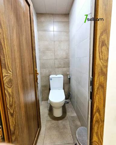 Երկու հարկանի քարե տուն 41-րդ փողոցում Զովունիում, 600 ք.մ., 3+ սանհանգույց