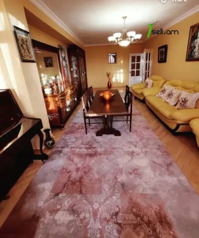 3 սենյականոց բնակարան Զաքարիա Քանաքեռցու փողոցում, 85 ք.մ., 7/11 հարկ, կապիտալ վերանորոգված